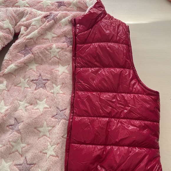 Epic Threads girls reversible puffer vest rasberry/pink XL - Picture 5 of 5